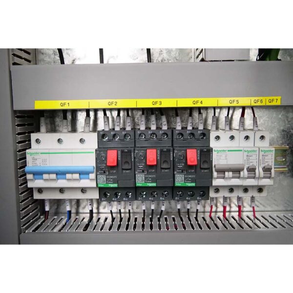 ВЕРТИКАЛЬНЫЙ-ОБРАБАТЫВАЮЩИЙ-ЦЕНТР-VMC855L-4