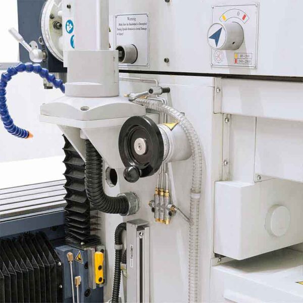 FRESADORA-UNIVERSAL-DE-HERRAMIENTAS -XL8132-XL8140 (9)