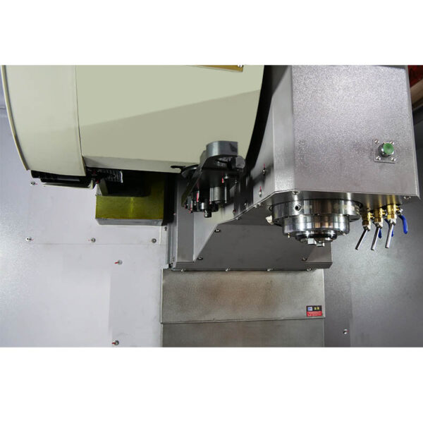 ВЕРТИКАЛЬНЫЙ-ОБРАБАТЫВАЮЩИЙ-ЦЕНТР-VMC1060B-5