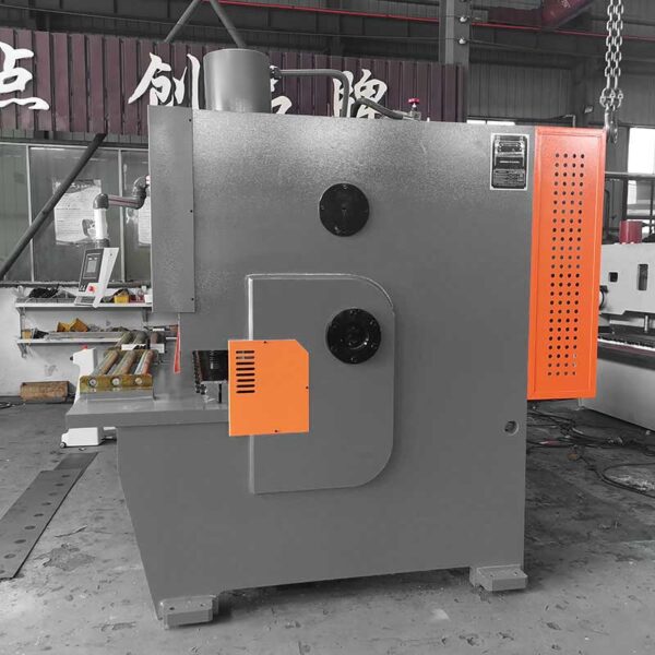 QC11Y-20X2500 Продаётся высококачественный станок для резки металла - Image 6